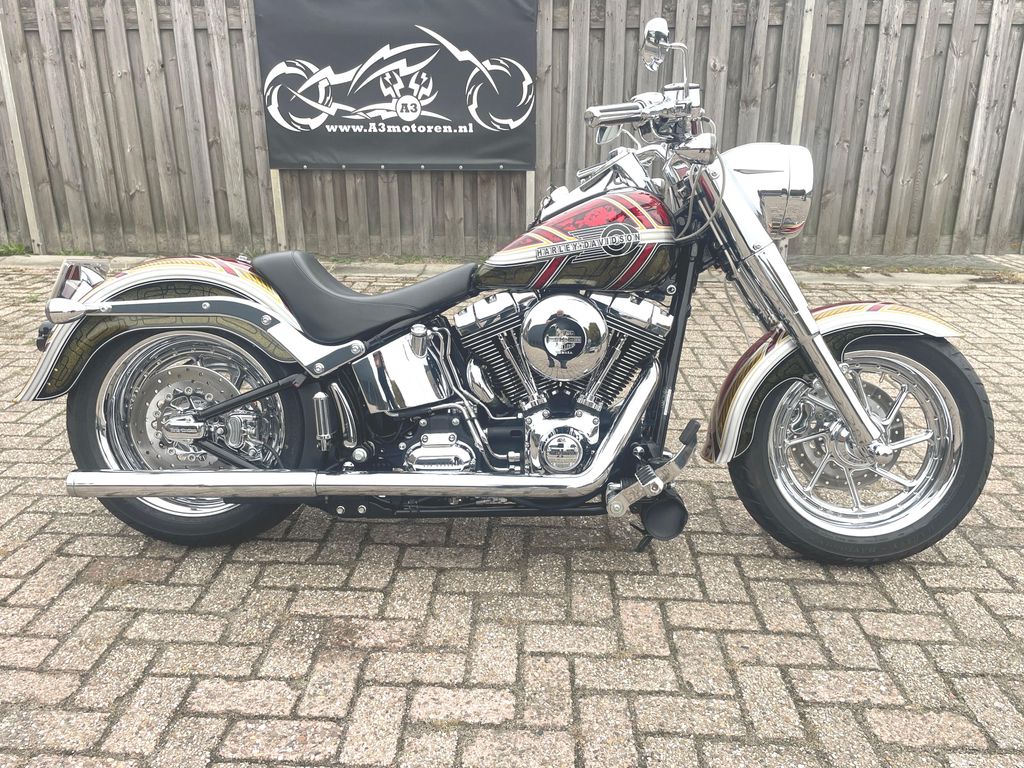 Harley-Davidson FLSTF Fat Boy