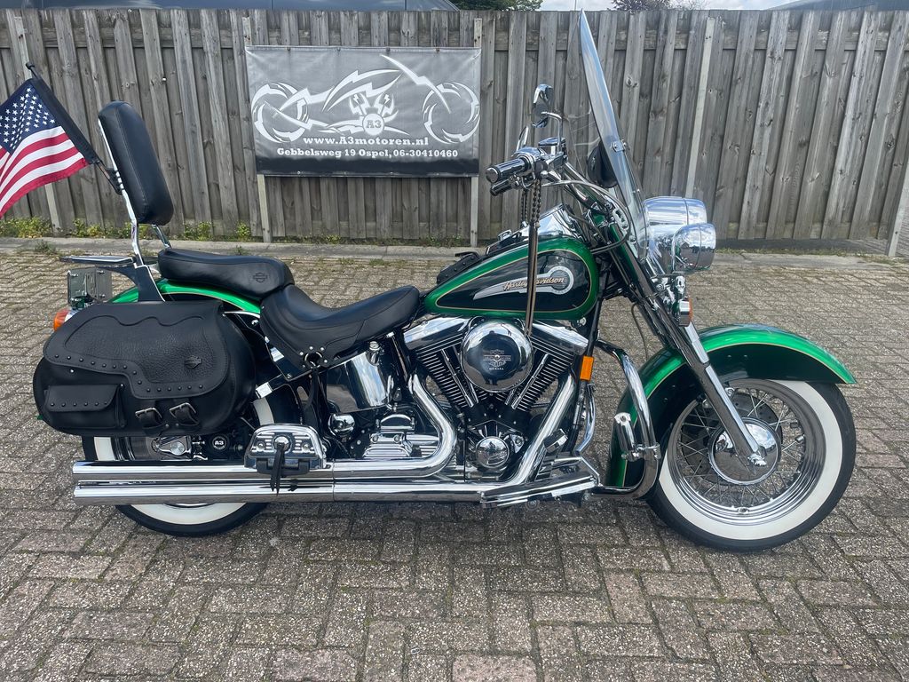 Harley-Davidson FLSTC Heritage Softail Classic