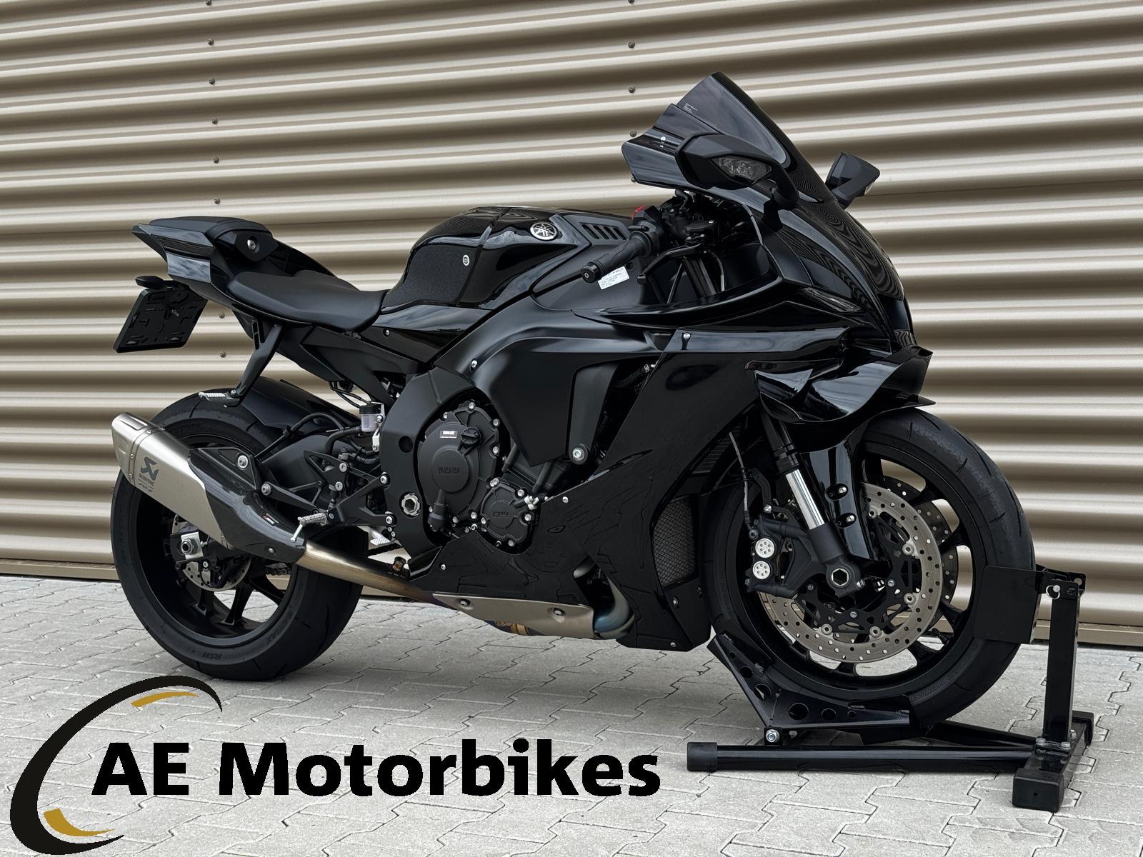 Yamaha YZF R1