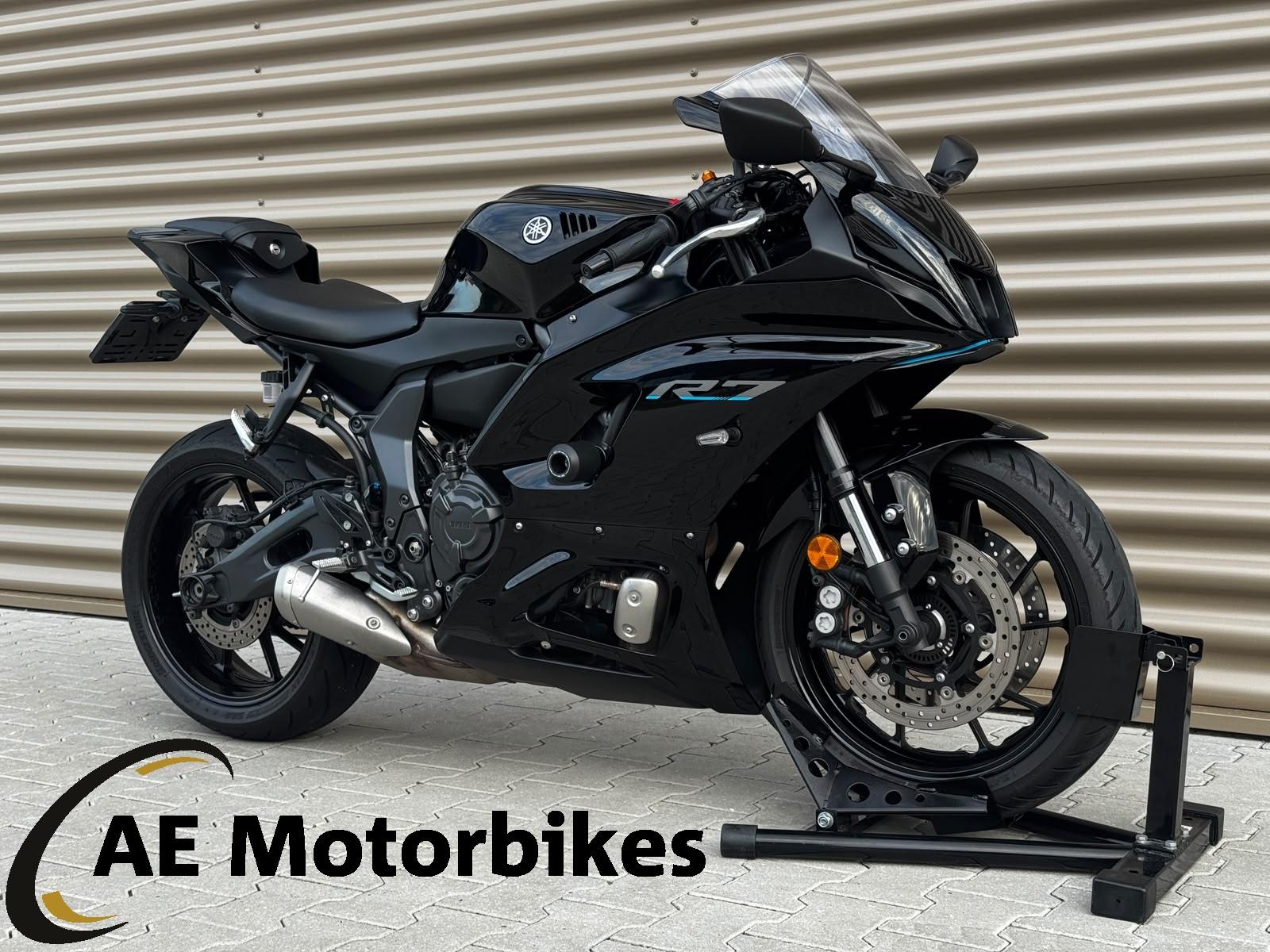 Yamaha YZF-R7