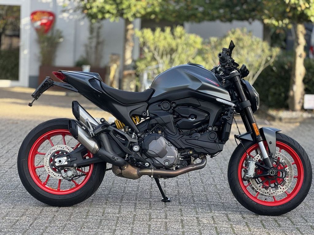 Ducati Monster SP