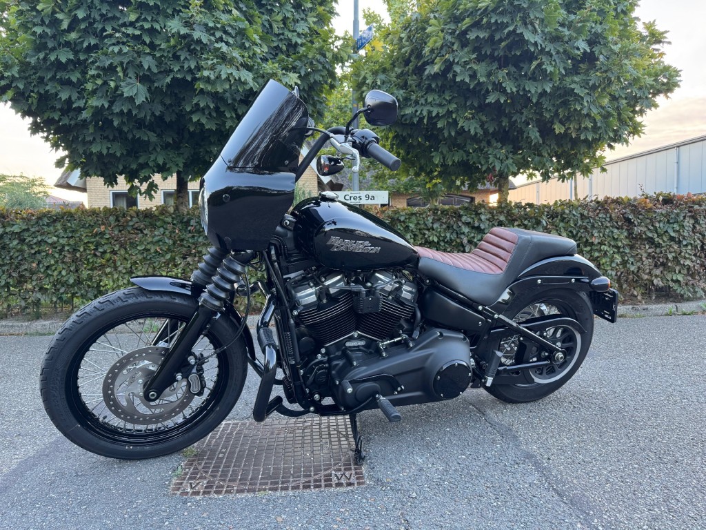 Harley-Davidson FXBB Softail Street Bob 107
