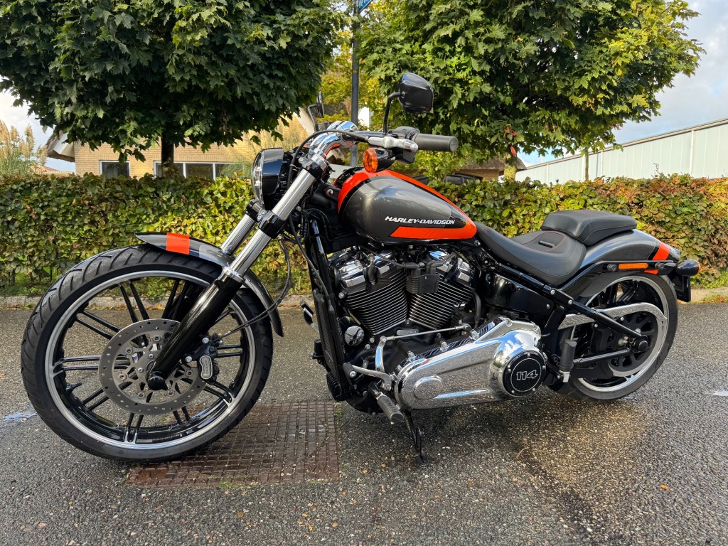 Harley-Davidson FXBRS Breakout 114