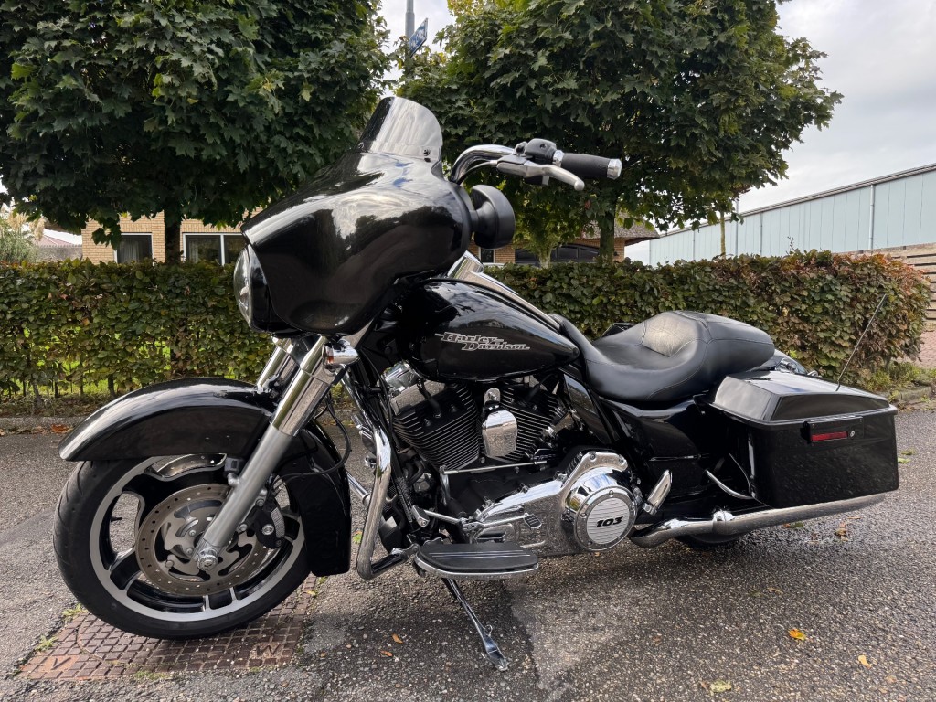 Harley-Davidson FLHX Street Glide