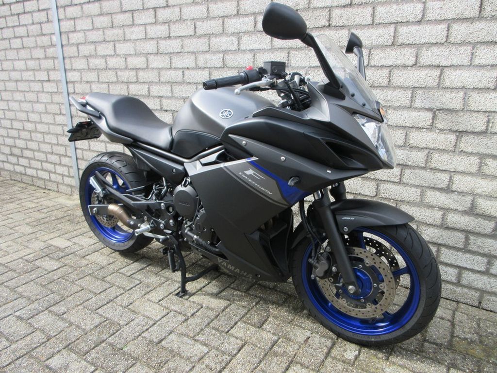 Yamaha XJ6-N