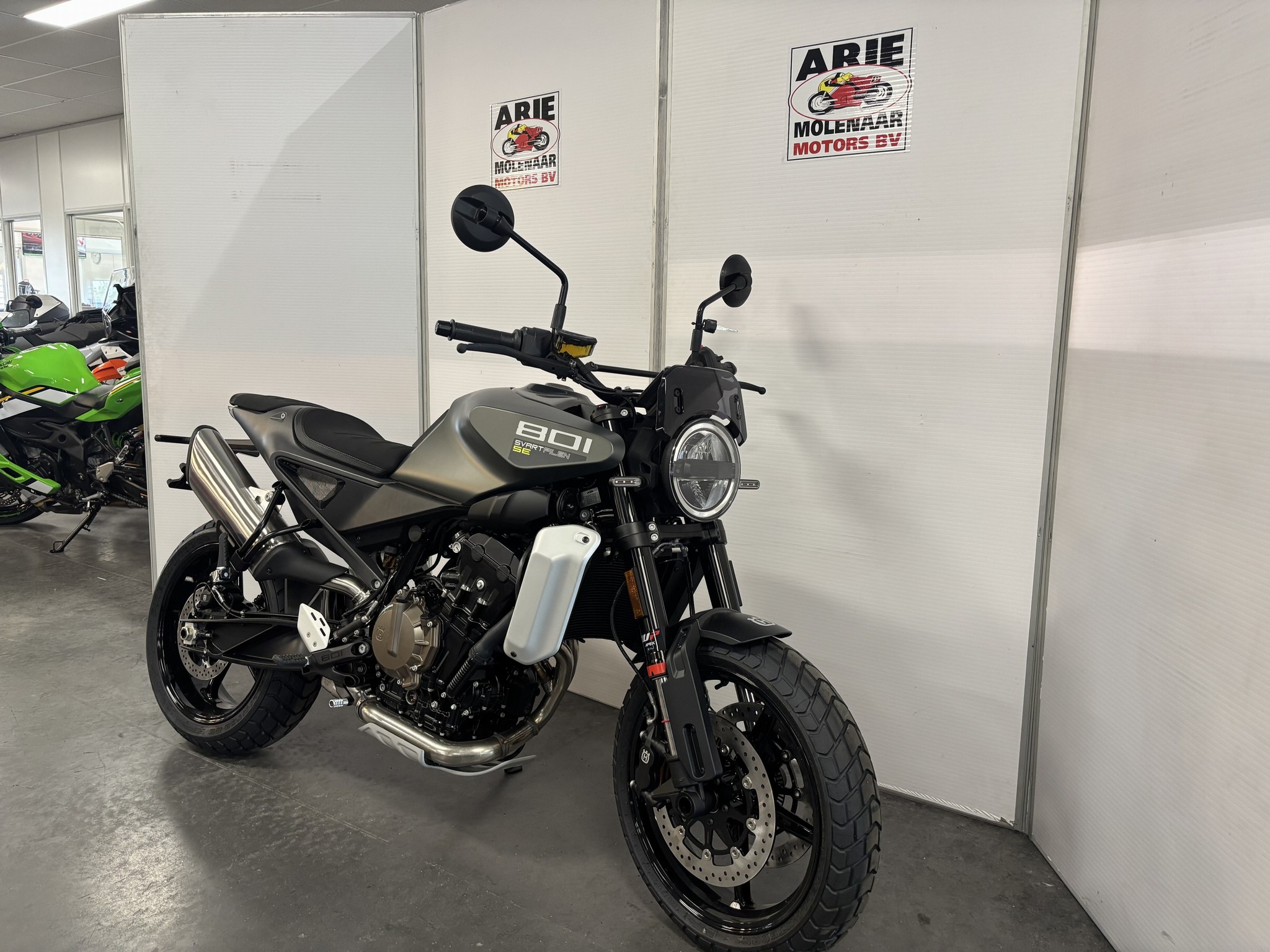 thumb-1