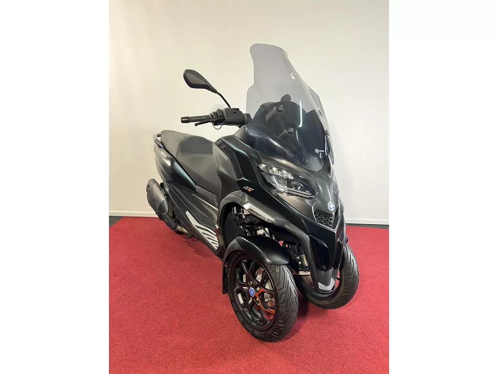 Piaggio MP3 530 HPE Exclusive