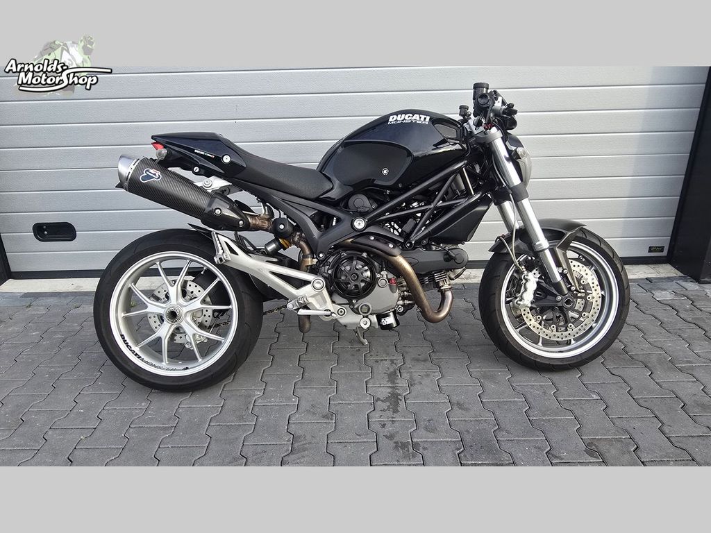 Ducati Monster 1100
