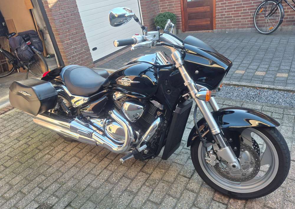 Suzuki Intruder M1500
