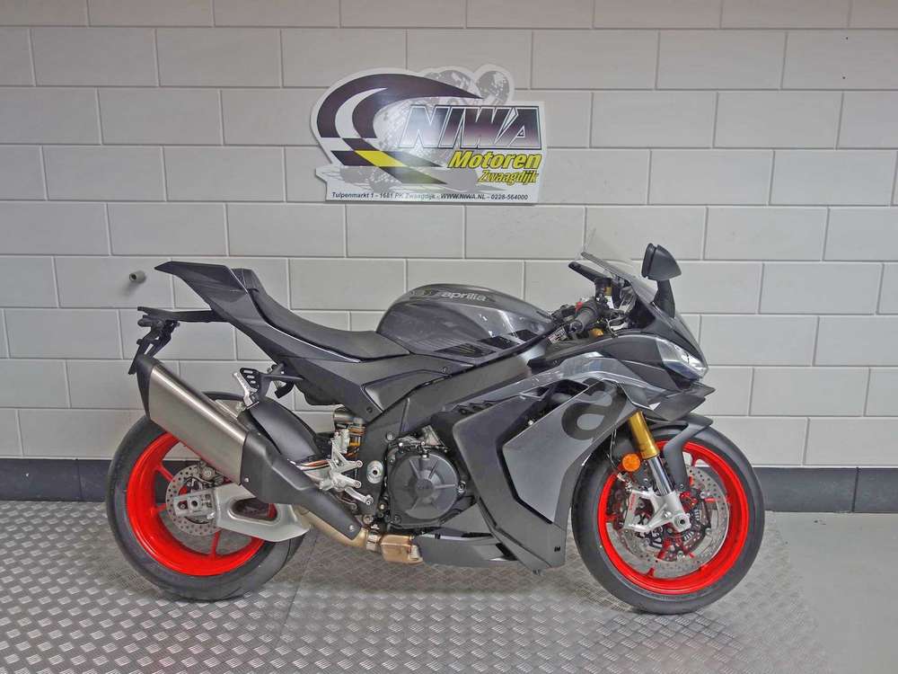 Aprilia RSV-4