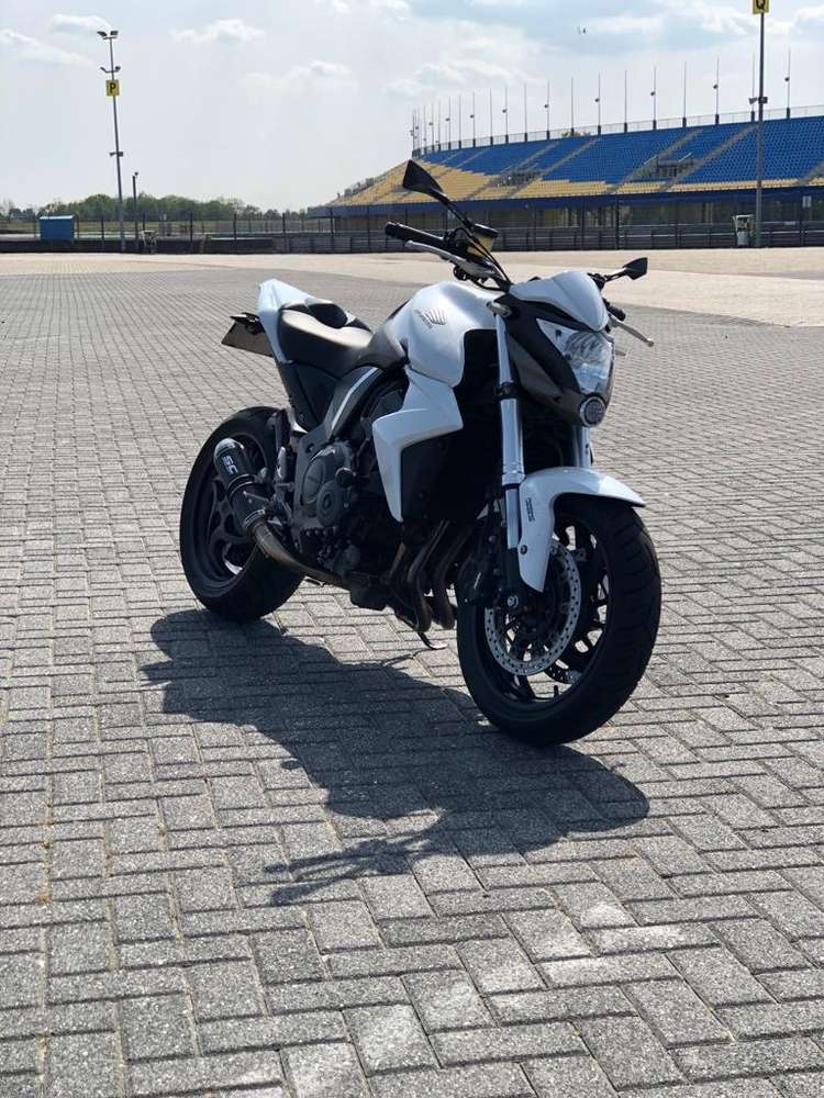 Honda CB 1000R