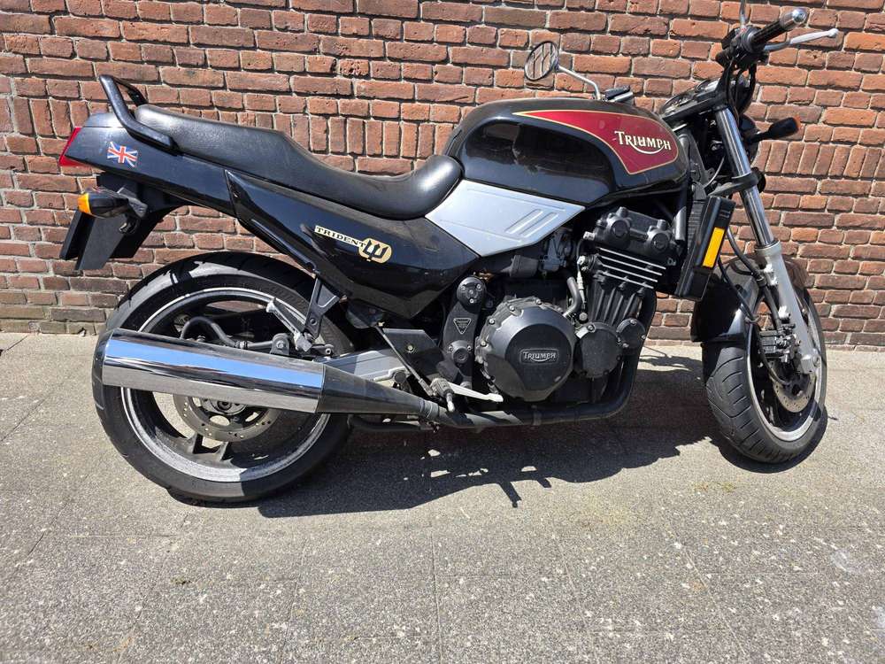 Triumph Trident 750
