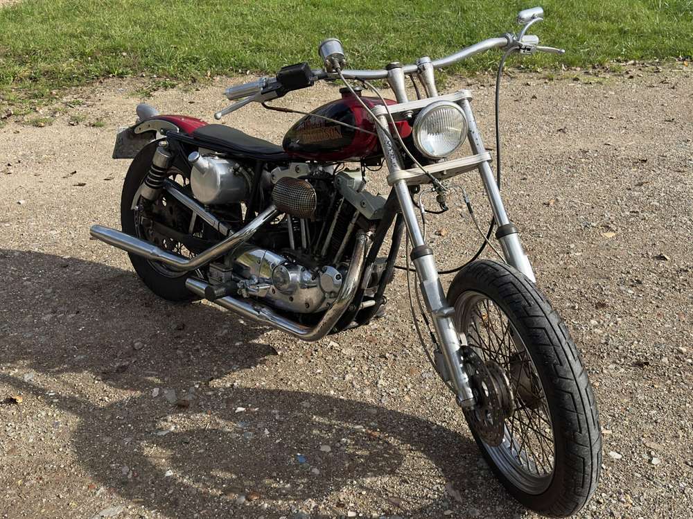 Harley-Davidson XLCH 1000 Sportster