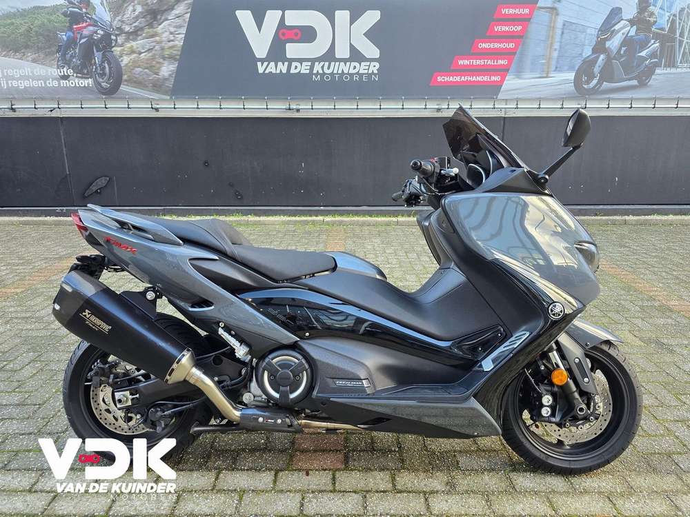 Yamaha TMAX 560 Tech MAX