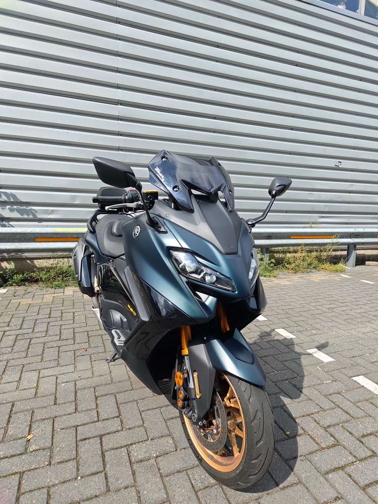 Yamaha TMAX 560 Tech MAX