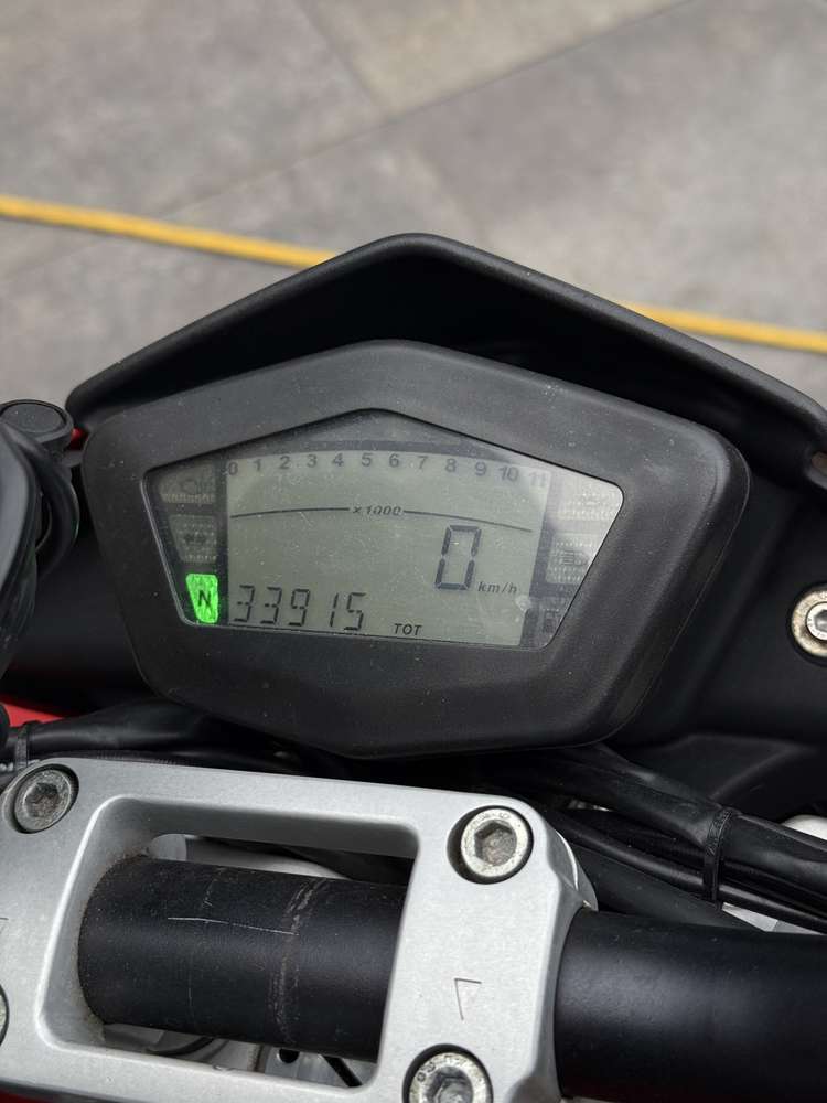 Ducati Hypermotard 1100