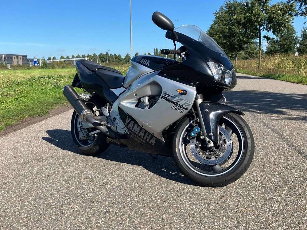 Yamaha YZF 1000R Thunderace