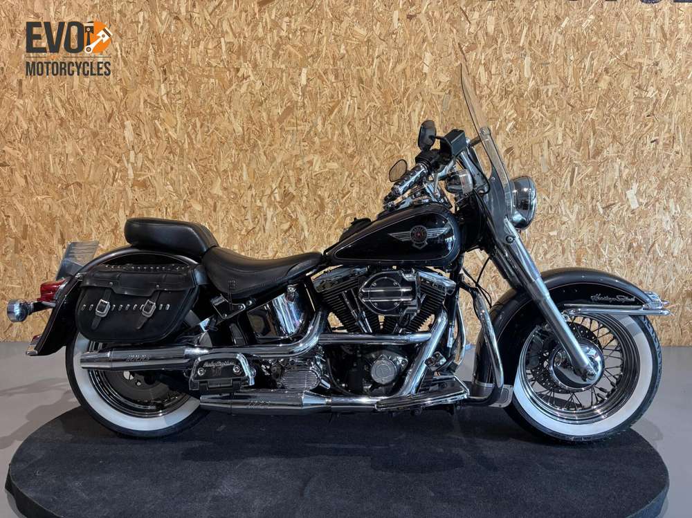 Harley-Davidson FLSTSC Softail Springer Classic