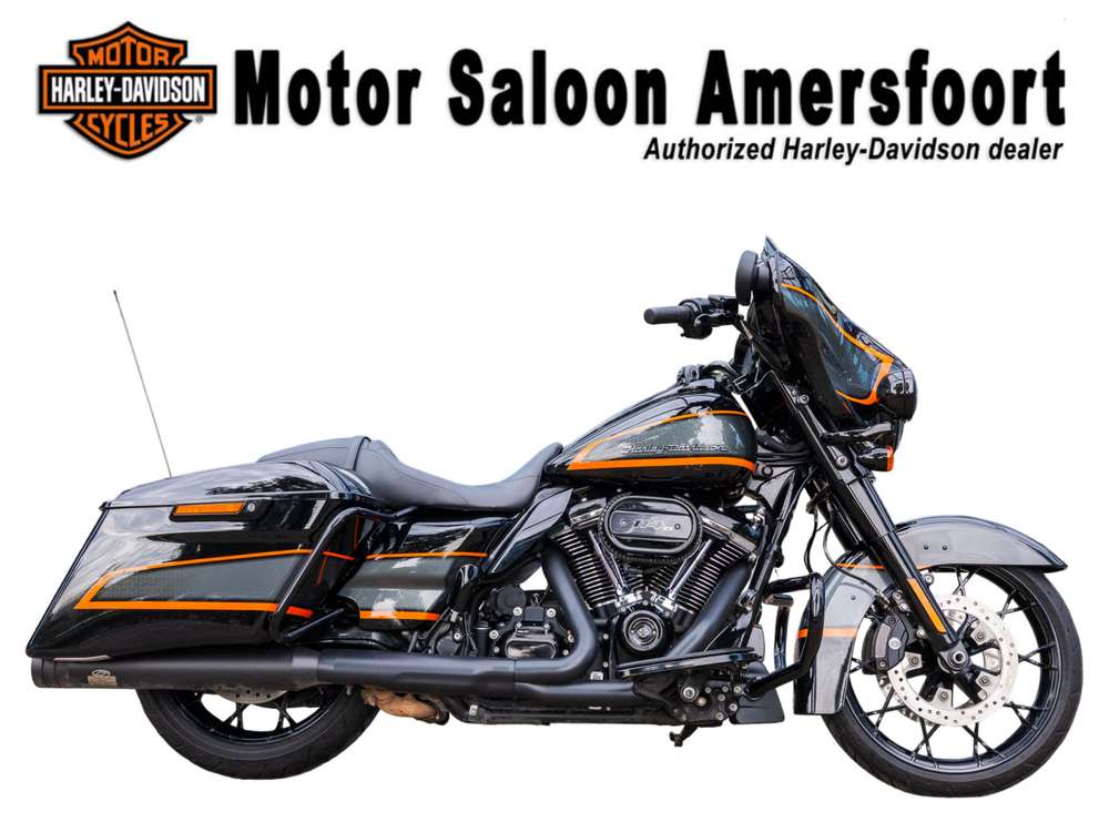 Harley-Davidson FLHXS Street Glide Special