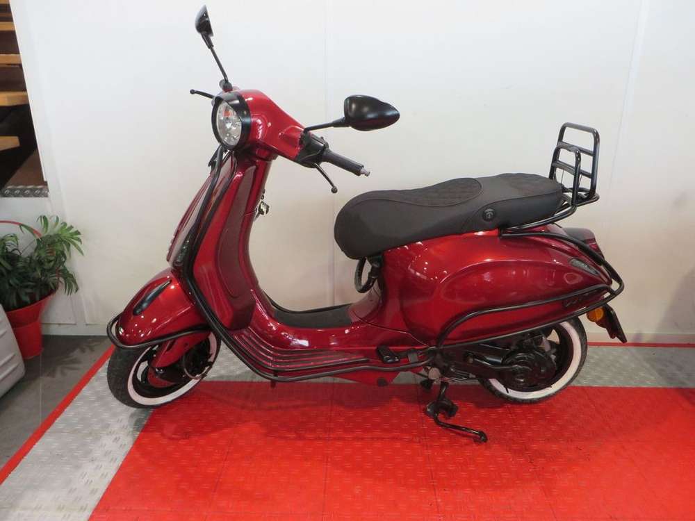 Vespa PRIMAVERA 50