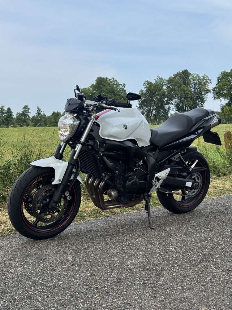 Yamaha FZ-6S2 Fazer