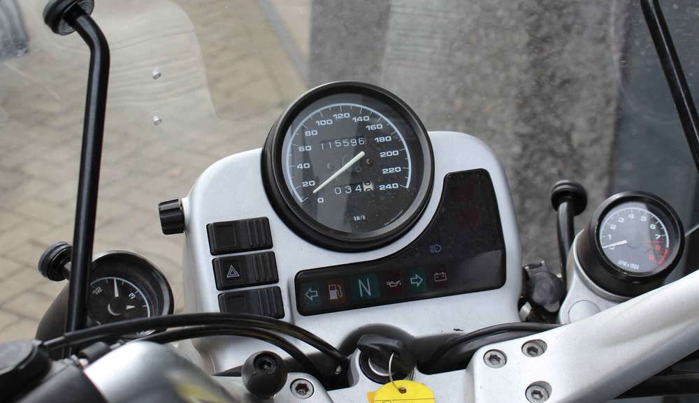 BMW R 1100 R