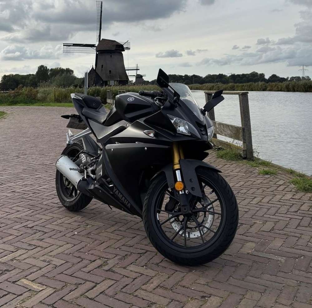 Yamaha YZF-R125