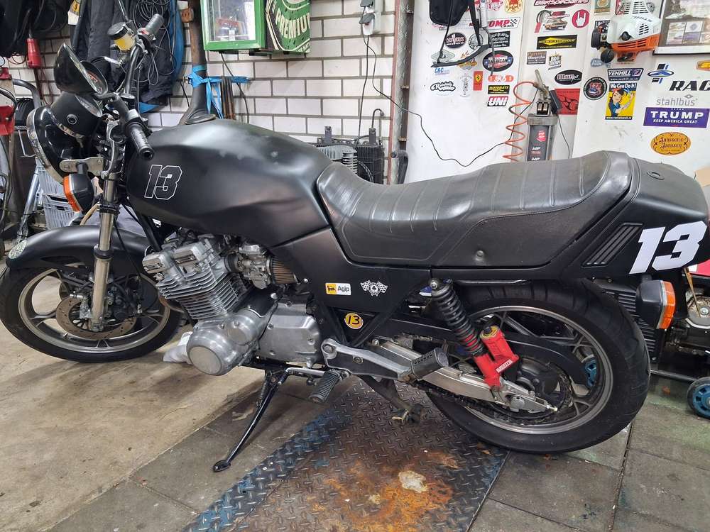 Suzuki GSX 1100