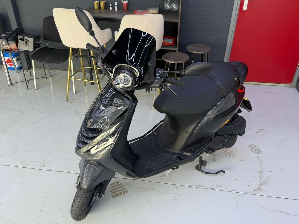 Piaggio 1 Plus