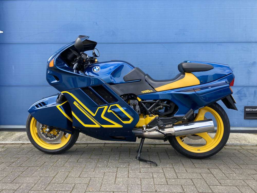 BMW K1