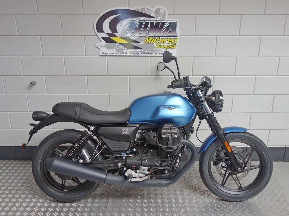 Moto Guzzi V7 850 Stone