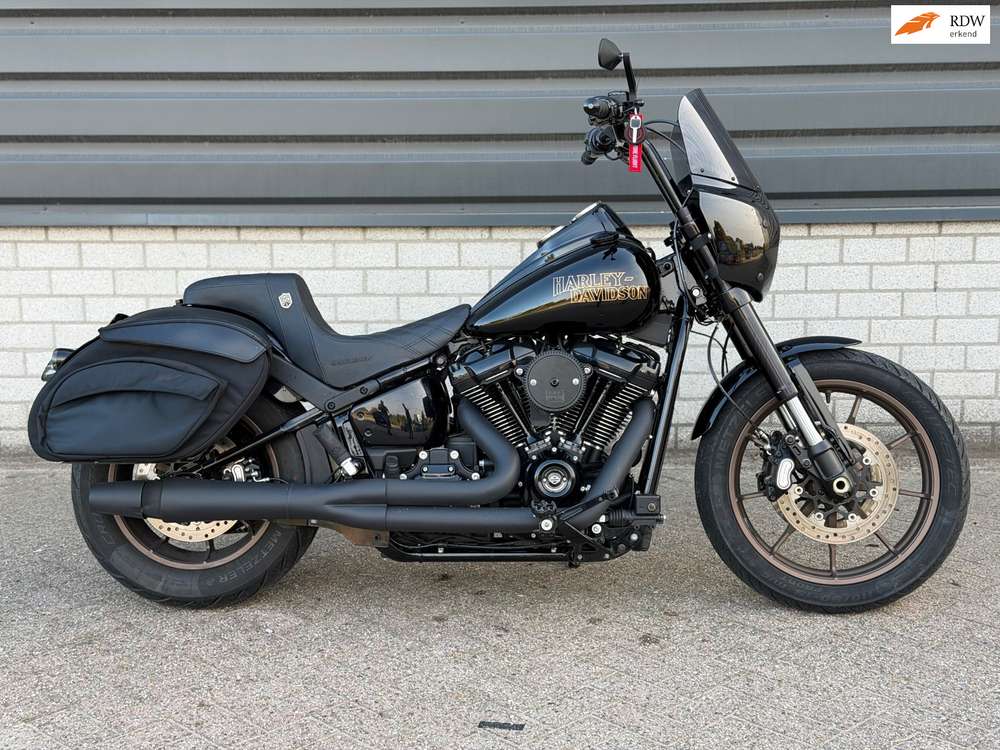 Harley-Davidson FXLRST Low Rider ST