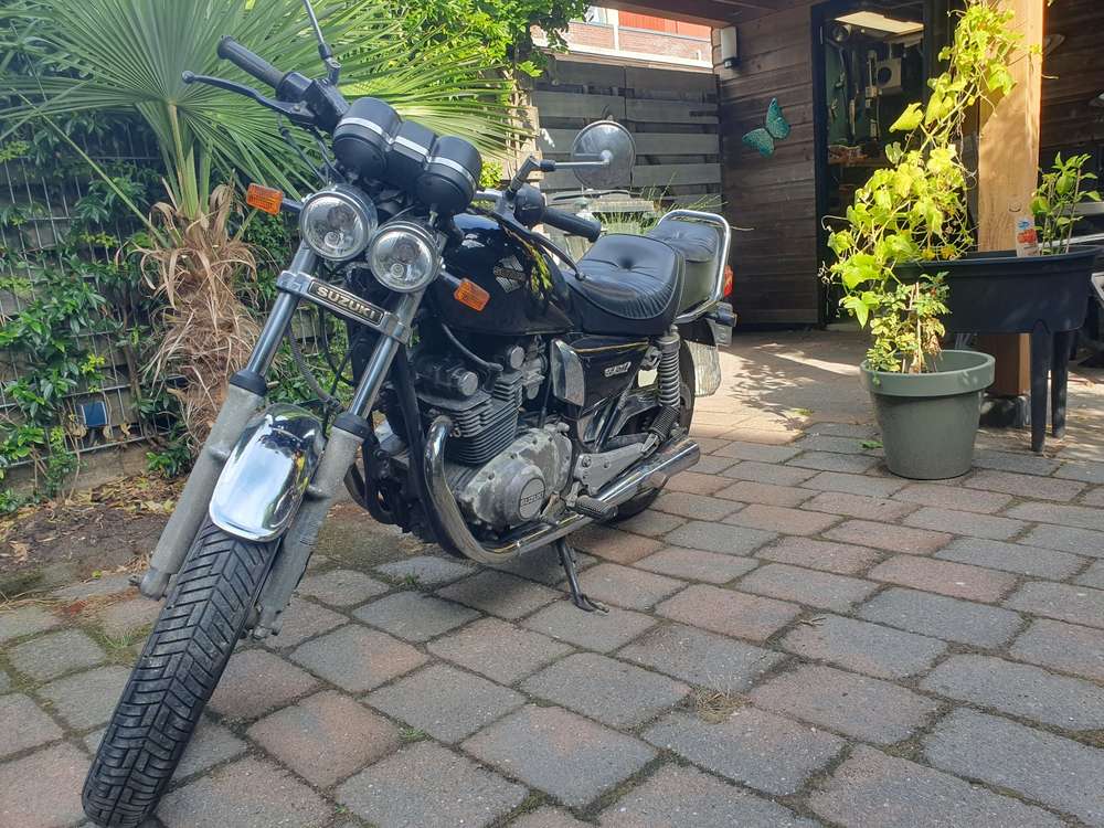 Suzuki GS450