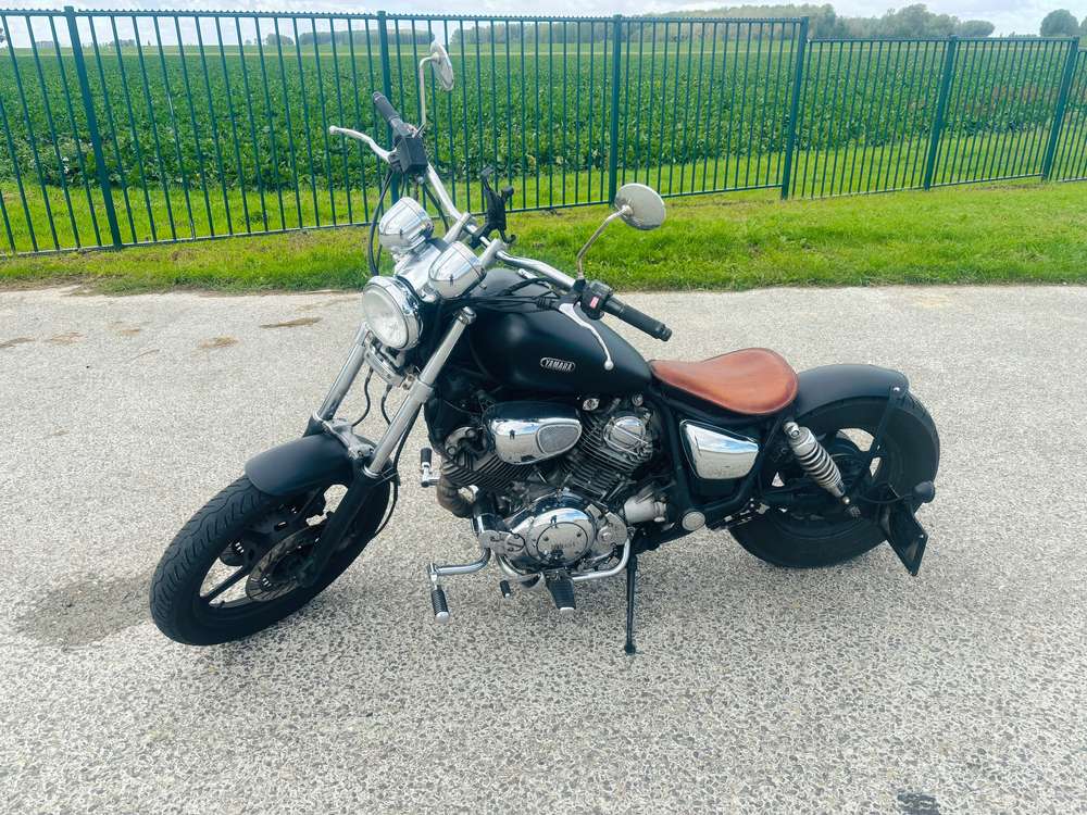 Yamaha XV 750E