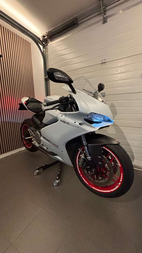 Ducati Panigale 959