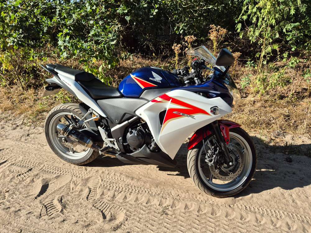 Honda CBR 250R