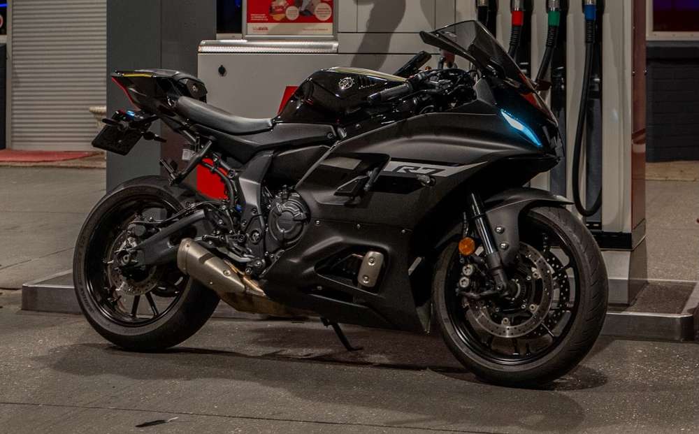 Yamaha YZF-R7