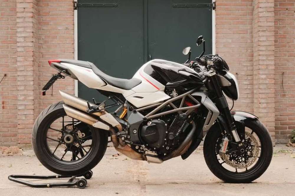 MV Agusta Brutale 1090RR