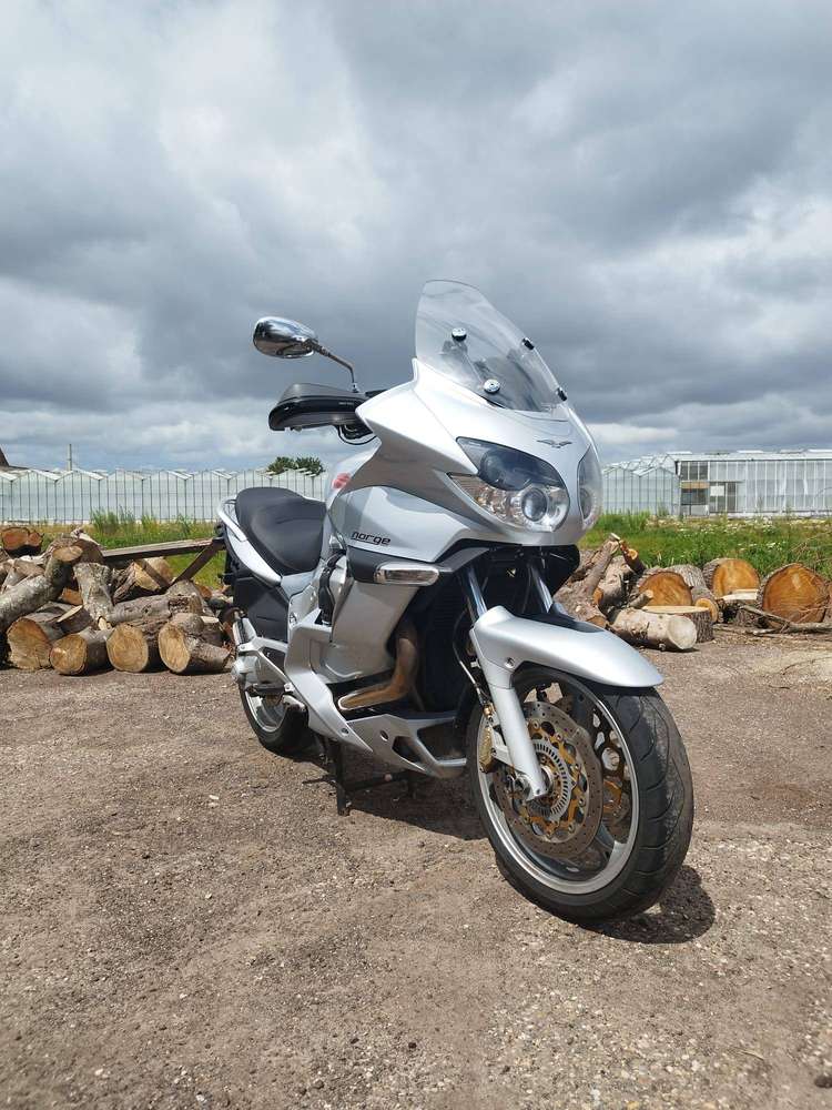 Moto Guzzi Norge 1200