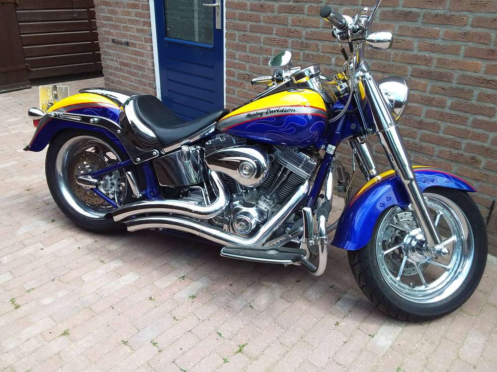 Harley-Davidson FLSTFSE Softail Fat Boy CVO