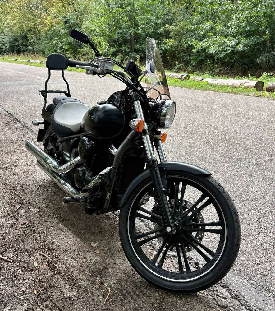 Kawasaki VN 900 Vulcan Custom