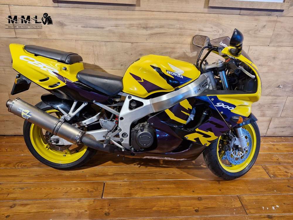Honda CBR 900RR Fireblade