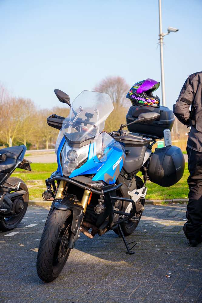 CFMOTO 650 MT