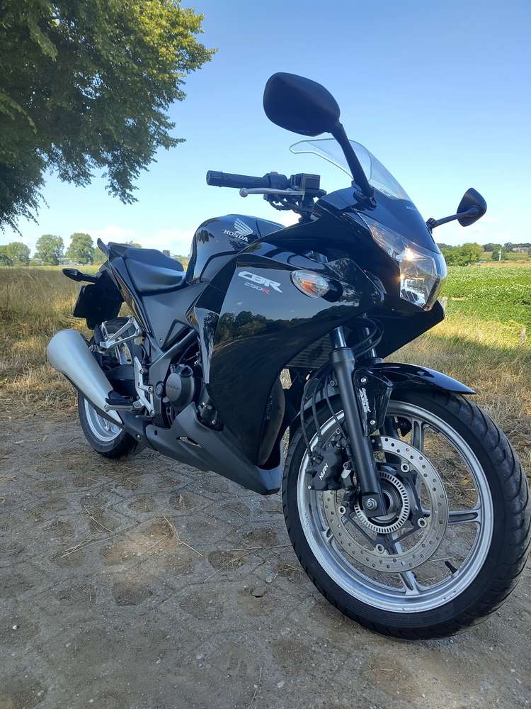 Honda CBR 250R