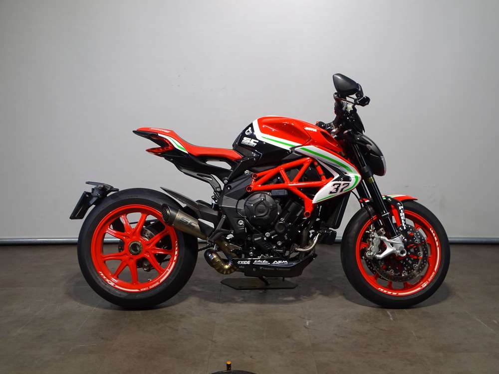MV Agusta Dragster 800RC
