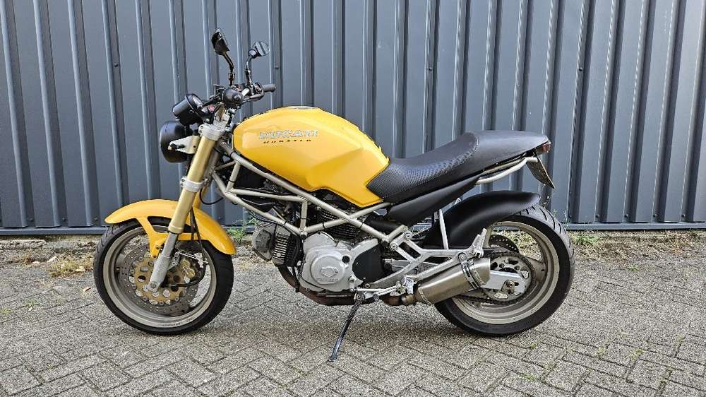 Ducati Monster 600