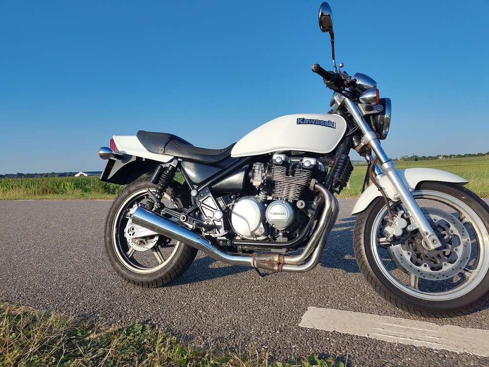 Kawasaki Zephyr 550