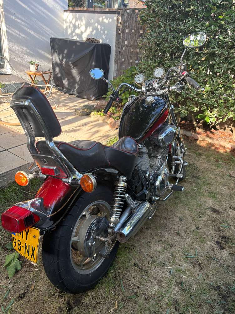 Yamaha XV 1100 Virago