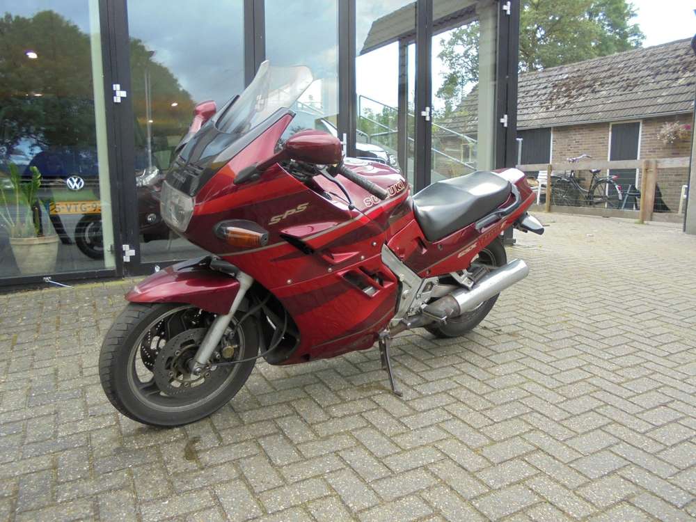 Suzuki GSX 1100F Katana