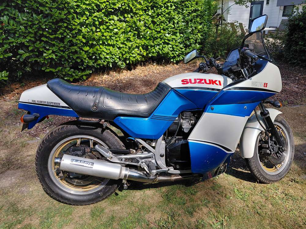 Suzuki GSX 750ES
